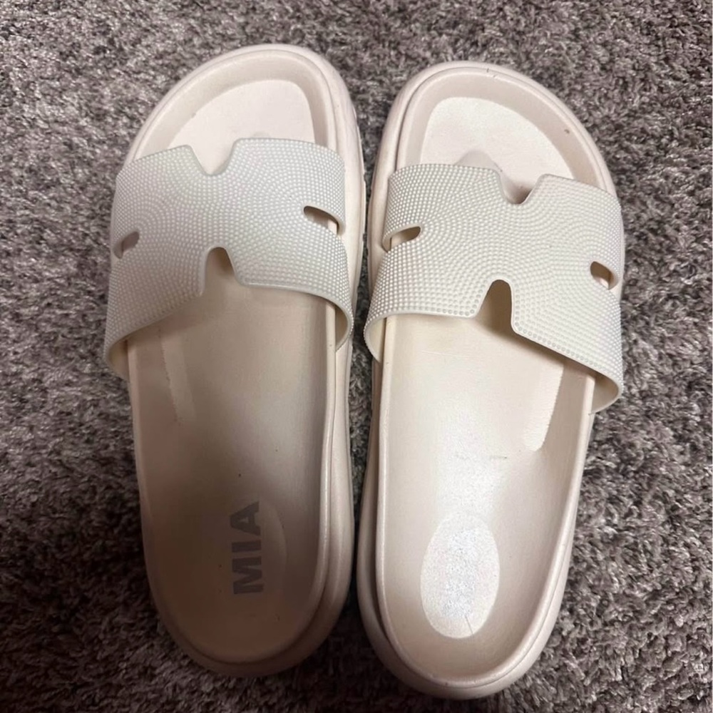MIA Cream Slide Sandals with H-Cutout Design